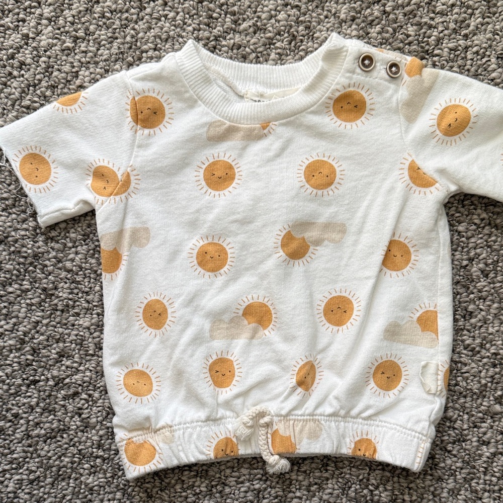 Rabbit + Bear suns outfit - Picture 4 of 4